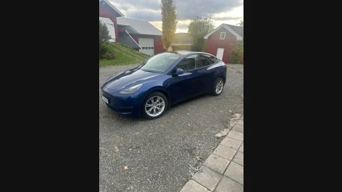 TESLA Model Y Long Range AWD