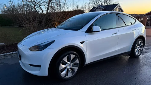 TESLA Model Y Long Range AWD