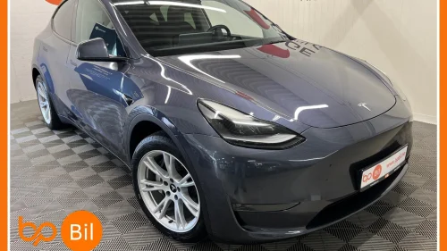 TESLA Model Y LONG RANGE 507KM* AWD* KAMERA* PANO* SKINN* KROK*
