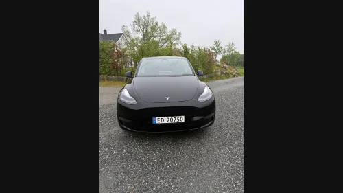 TESLA Model Y Long Range AWD