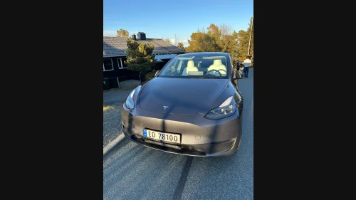 TESLA Model Y Long Range AWD