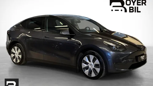 TESLA Model Y Long Range AWD Premium AP Krok 542km EU2028 1-Eier++