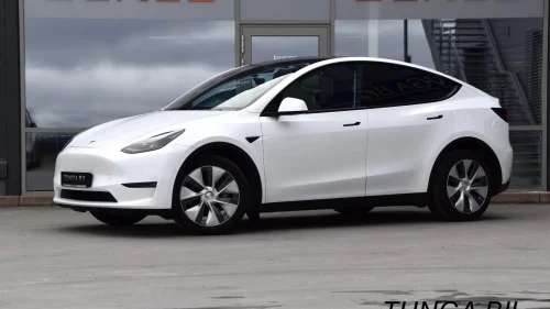 TESLA Model Y Long-Range Dual Motor AWD, H.feste | kr. 3.990,- mnd!