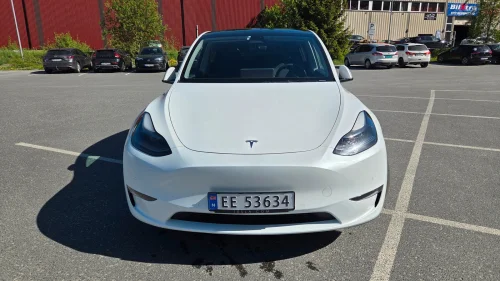 TESLA Model Y Long Range AWD