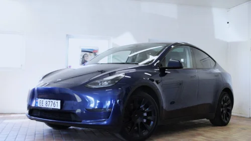 TESLA Model Y Long Range AWD+HENGERFESTE+VINTERPAKKE+20" SORTE FELGER