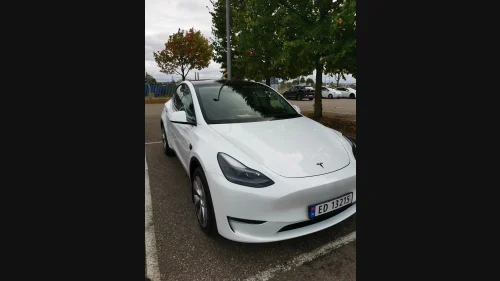 TESLA Model Y MODEL Y 158KW