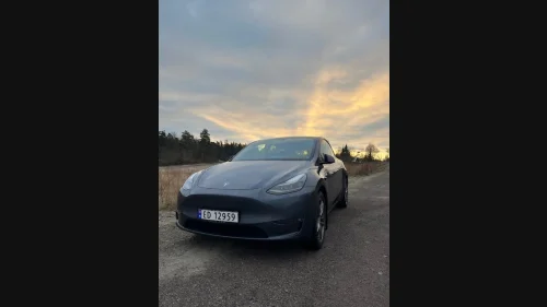 TESLA Model Y Long Range AWD