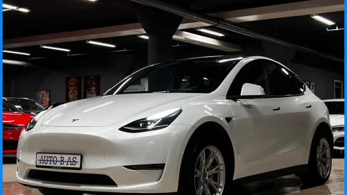 TESLA Model Y LongRange / AWD / H.feste. / Norsk / 1-eier