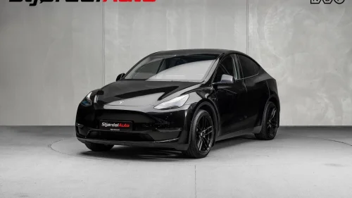 TESLA Model Y LR AW 507WLTP/ACC/LED/APILOT/KROK/PANO/NAV/SKINN/ISOFIX