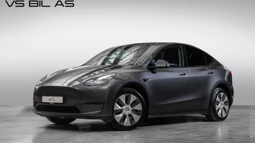 TESLA Model Y Long Range AWD/542km/AP/Skinn/Pano/Ryzen/Garanti++