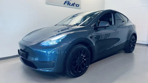 TESLA Model Y LONG RANGE AWD - PREMIUM/SKINN/PANORAMA/ACC/KROK
