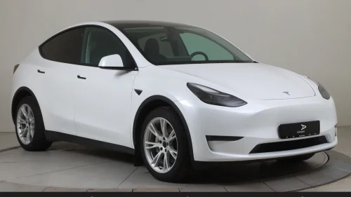 TESLA Model Y Long Range AWD AP/Krok/V.pumpe/Pano/Ryzen