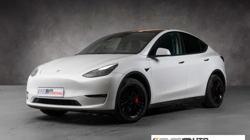 TESLA Model Y EU-28/LONGRANGE/VARMEPUMPE/PREMIUMLYD/HENGERFESTE/