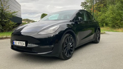 TESLA Model Y Long Range AWD