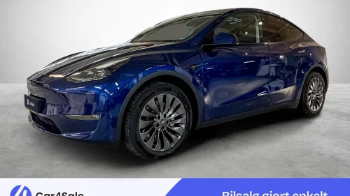 TESLA Model Y Long Range AWD 507km / Premium / Krok / S+V / V.Pumpe