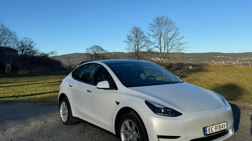 TESLA Model Y Long Range AWD