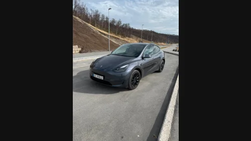 TESLA Model Y Long Range AWD