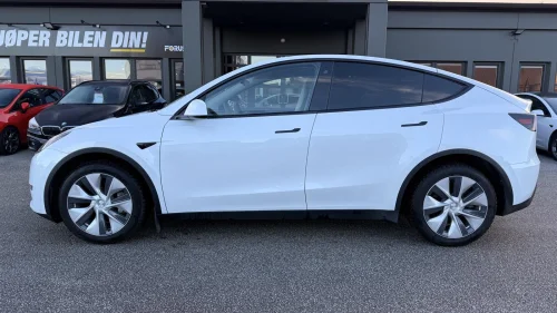 TESLA Model Y Longe Range AWD/1-Eier/Panorama/Krok/Autopilot/Innbytte