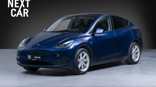 TESLA Model Y Longe Range AWD m/ HENGERFESTE