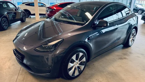 TESLA Model Y LR - 4WD - Autopilot - Tilbyr finansiering - Tar innbyt