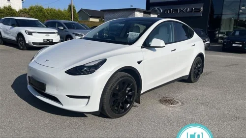 TESLA Model Y LONG RANGE AWD KROK/UBER/HVIT MED HVIT