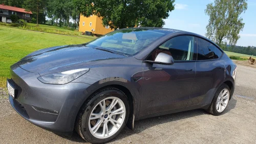 TESLA Model Y 4 hjulsdrift