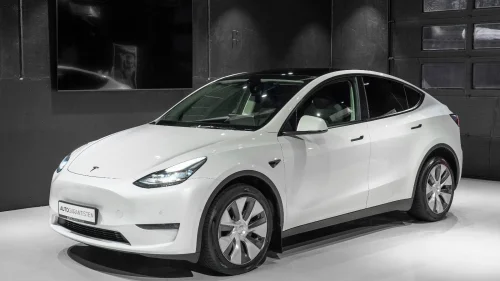 TESLA Model Y Long Range Dual Motor 533KM Autopilot Varmepumpe Rattv.