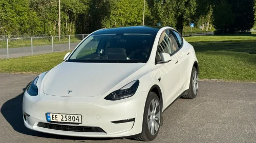 TESLA Model Y Long Range AWD