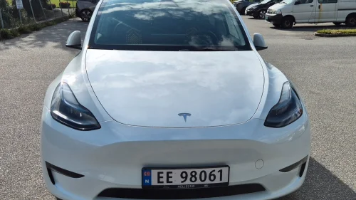 TESLA Model Y Long Range AWD