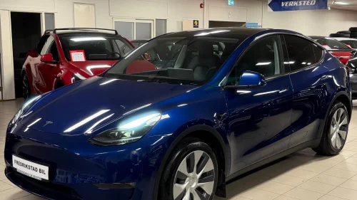 TESLA Model Y LONG RANGE-AWD-PREMIUM-KROK-KAMERA-VARMEPUMPE-ACC