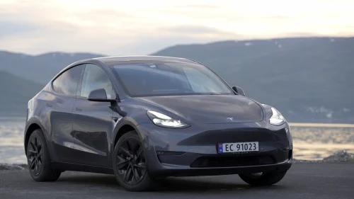 TESLA Model Y Long Range AWD