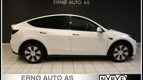 TESLA Model Y LONG RANGE AWD / NORSK / SKINN / PANO TAK / 360 KAMERA