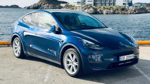 TESLA Model Y LONG RANGE/4X4/1EIER/507KM/KROK/EKSTRA LYS/INNBYTTE