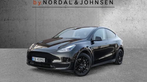 TESLA Model Y LONG RANGE AUTOPILOT SORT/SORT