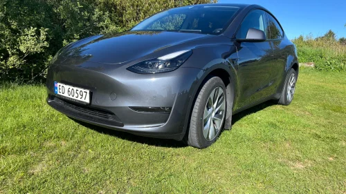 TESLA Model Y Long Range AWD