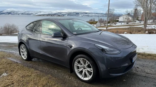 TESLA Model Y Long Range AWD