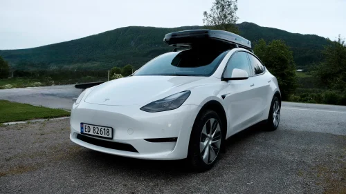 TESLA Model Y Long Range AWD