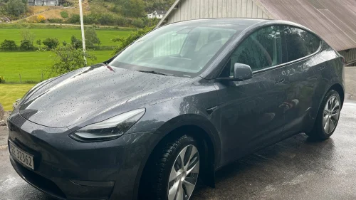 TESLA Model Y Long Range AWD