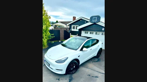 TESLA Model Y Long Range AWD