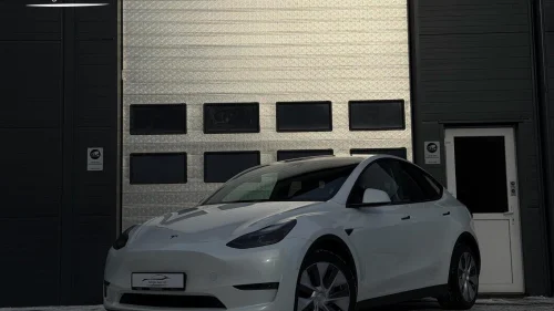 TESLA Model Y Long Range AWD 542km | Skinn | AP | Hengerfeste | Euok
