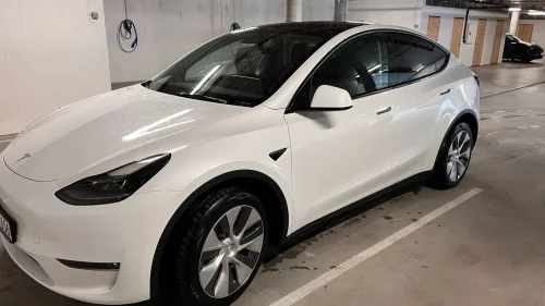 TESLA Model Y Long Range AWD