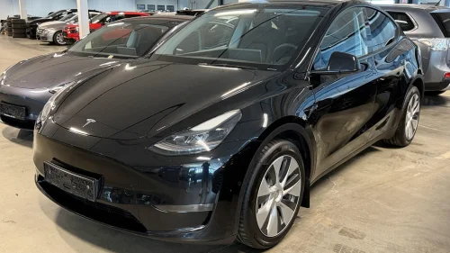TESLA Model Y LR -AWD -Autopilot -Hengerfeste - AMD ryzen +++