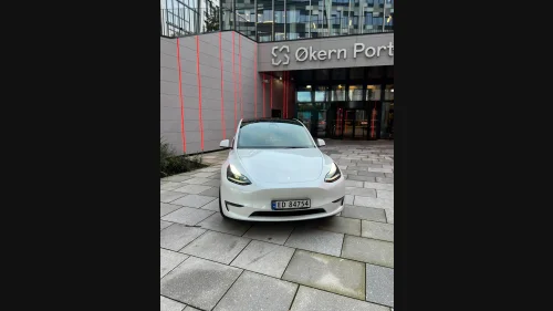 TESLA Model Y Long Range AWD