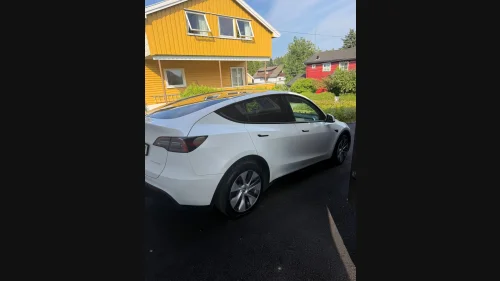 TESLA Model Y Long Range AWD