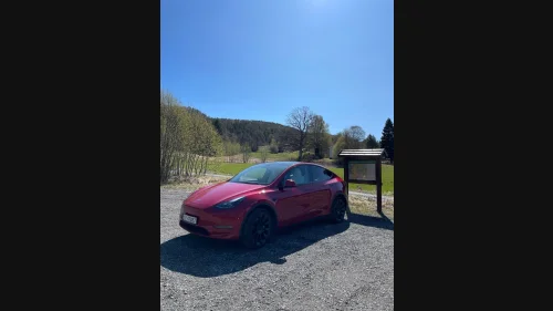 TESLA Model Y MODEL Y LR