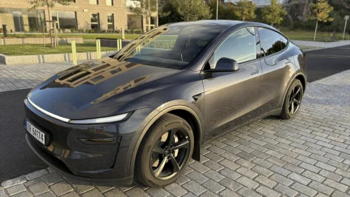 TESLA Model Y Premium Long Range AWD