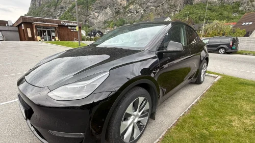 TESLA Model Y Long Range AWD/INNBYTTE/PEN BIL!!!