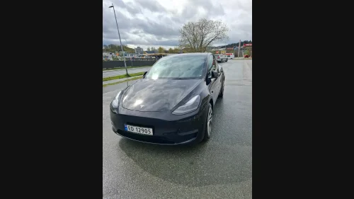 TESLA Model Y Long Range AWD