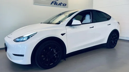 TESLA Model Y LONG RANGE AWD HENGERFESTE/EAP/20" INDUCTION