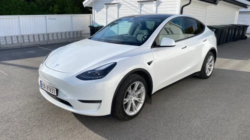 TESLA Model Y Long Range AWD